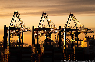 Kompromiss im umstrittenen Hamburger Hafen-Deal in Sicht