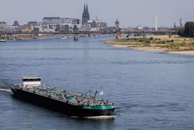 Niedrige Pegelstände beeinträchtigen deutsche Schifffahrt