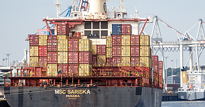 Noch keine Entspannung in globalen Lieferketten auf See in Sicht 