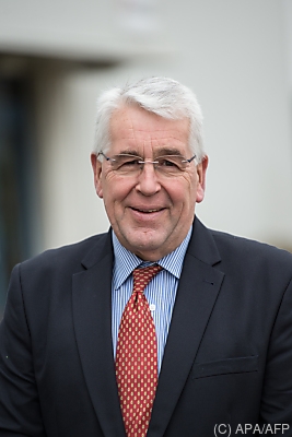 Logistikverband vor drohendem Brexit-Chaos: Lager sind voll 