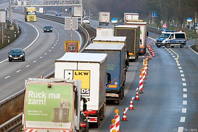 Vortrag Auswirkungen des Lohn- und Sozialdumping Bekämpfungsgesetzes (LSD-BG) auf das Transportgeschäft Rechtsanwalt Dr. Dominik Schärmer